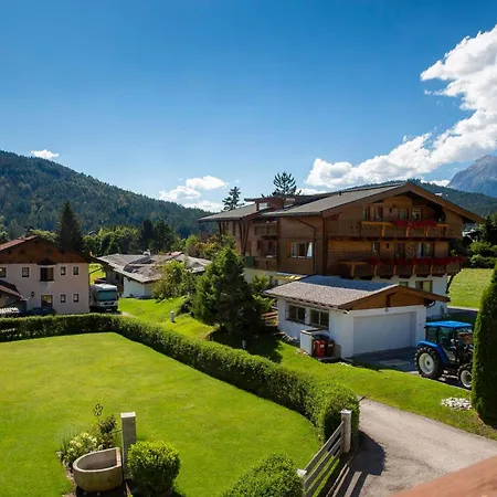 Seyrling Frajo Appartement *