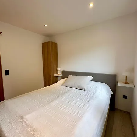 Апартаменти Seyrling Frajo