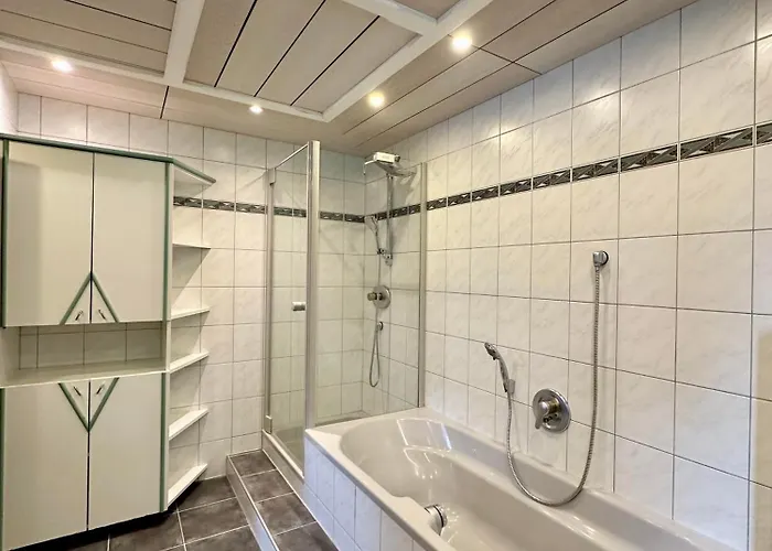 Seyrling Frajo Apartment